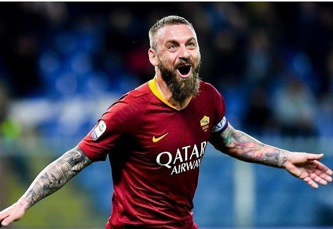 开云体育-关于冲刺阶段罗马调整名单以备意甲；官宣签约环节打磨；球迷炸锅；心理建设被强调的信息-开云体育