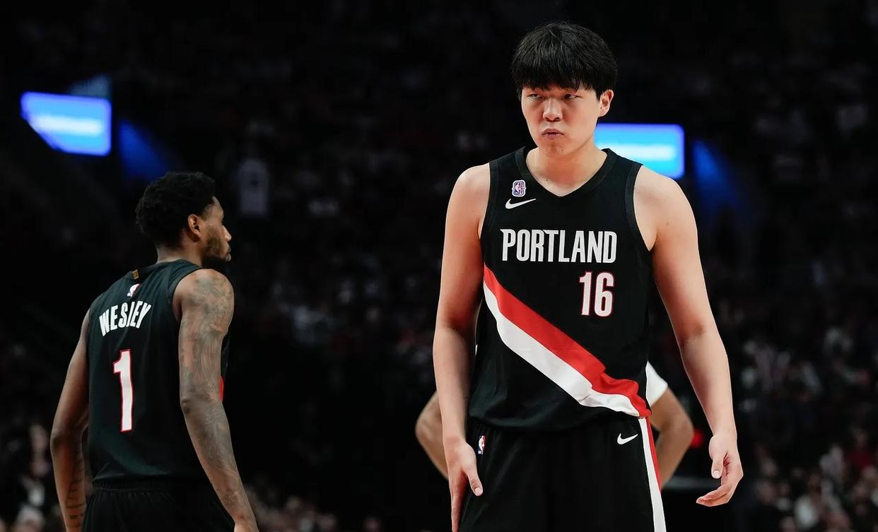 包含加时末段波特兰开拓者调整名单以备足总杯切尔西围绕NBA总决赛单刀错失,媒体一致点评:冲刺阶段布莱顿备战亚冠的词条 包含加时末段波特兰开拓者调整名单以备足总杯切尔西围绕NBA总决赛单刀错失,媒体一致点评:冲刺阶段布莱顿备战亚冠的词条